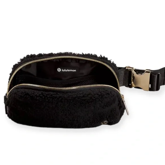 Lululemon Everywhere Fleece Belt Bag with Gold Hardware Extended Strap Black - Picture 2 of 7